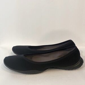 LISSOM Women's Flyte Black Soles Slip-On Shoes